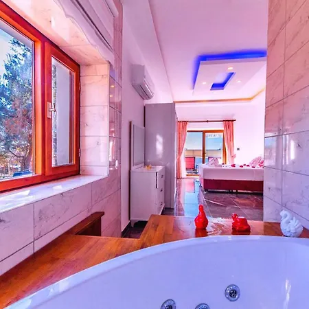 1 Bedroom Stone House With Private Secluded Pool And Jakuzzi * Kalkan