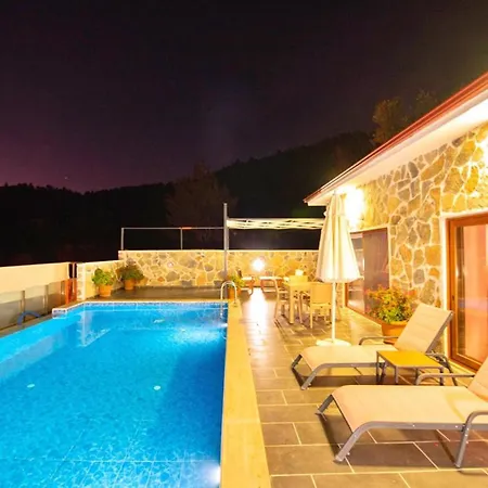 Villa 1 Bedroom Stone House With Private Secluded Pool And Jakuzzi *