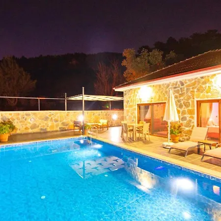 1 Bedroom Stone House With Private Secluded Pool And Jakuzzi Kalkan