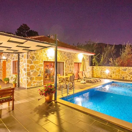 Villa 1 Bedroom Stone House With Private Secluded Pool And Jakuzzi