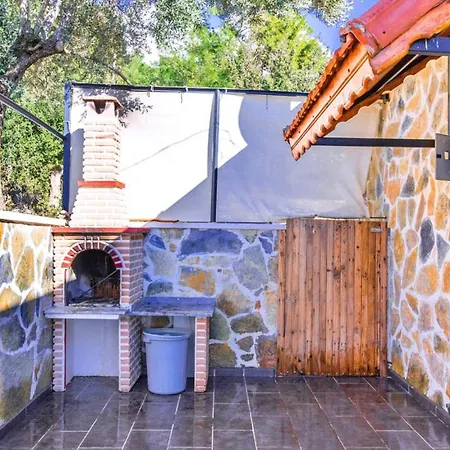 1 Bedroom Stone House With Private Secluded Pool And Jakuzzi