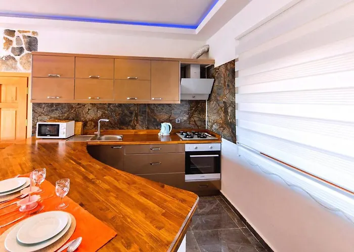 1 Bedroom Stone House With Private Secluded Pool And Jakuzzi